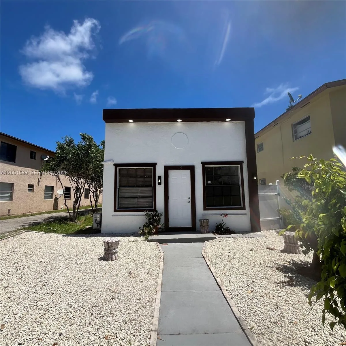 8 S C St, Lake Worth, FL 33460 photo 2
