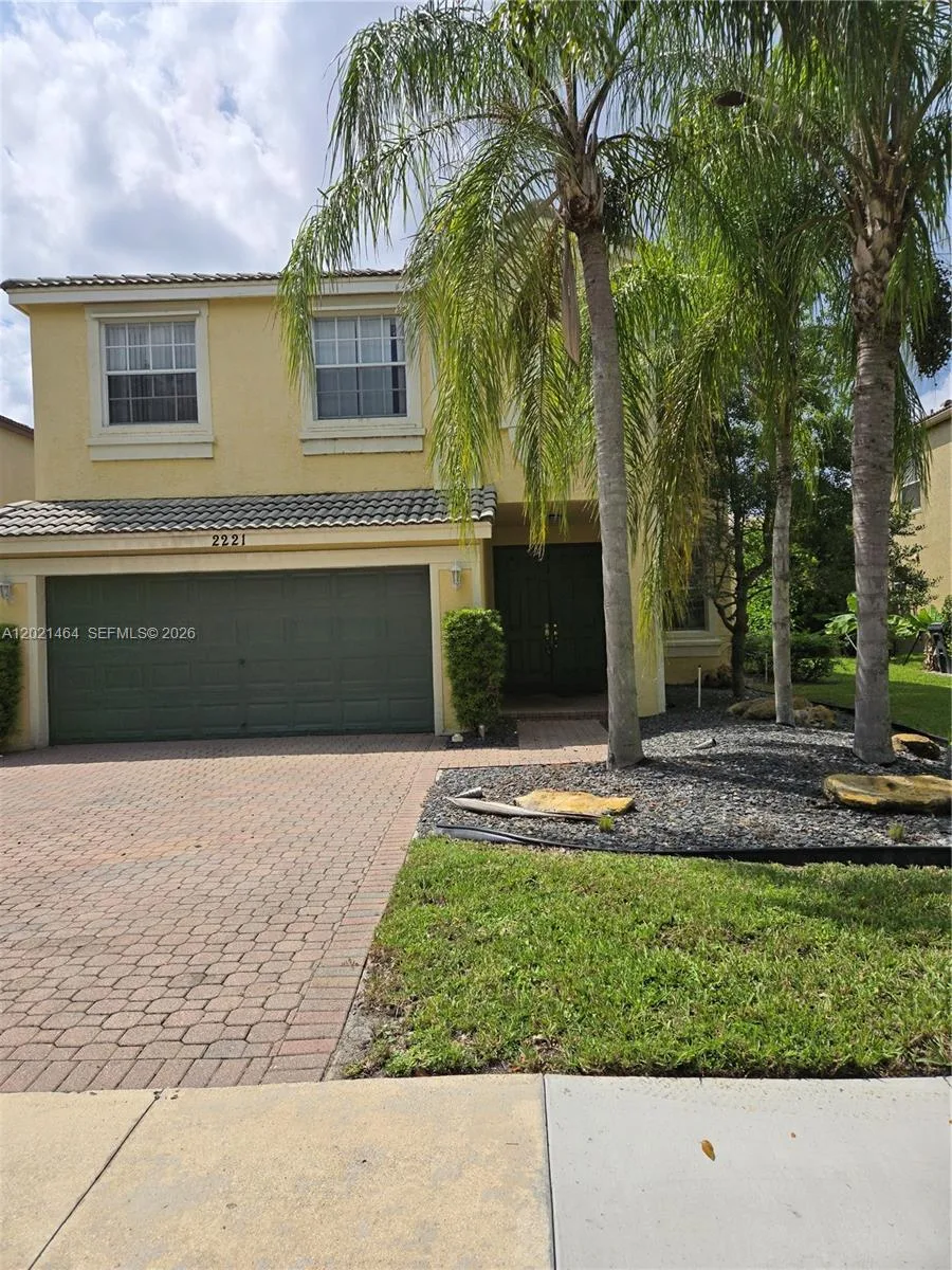 2221 Sloane Pl, Wellington, FL 33414
