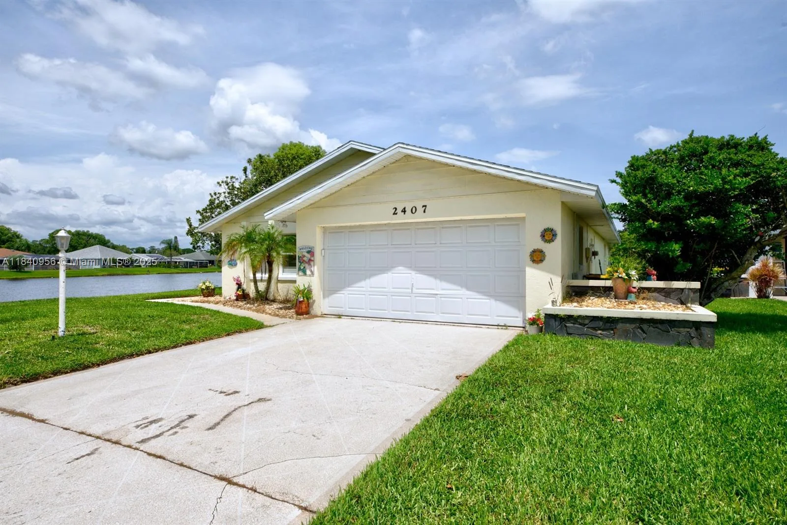 2407 Par Road, Sebring, FL 33872 photo 3