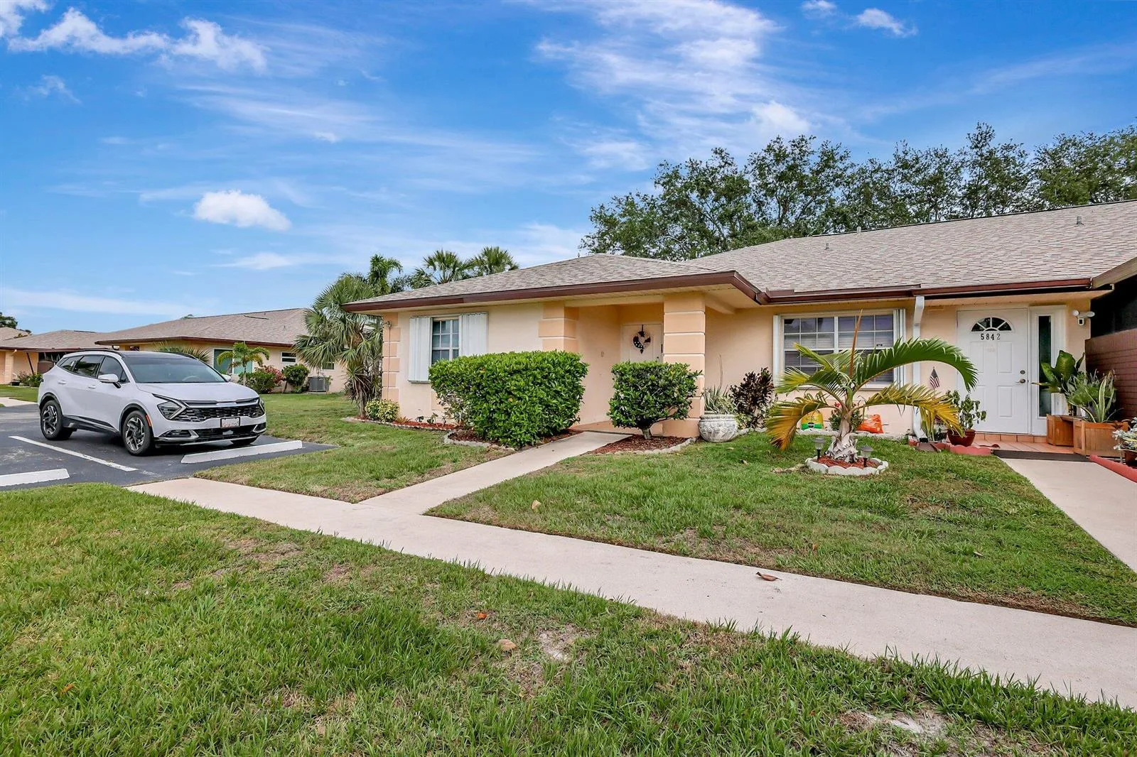 5840 SUMMERFIELD Court, Fort Pierce, FL 34982 photo 2