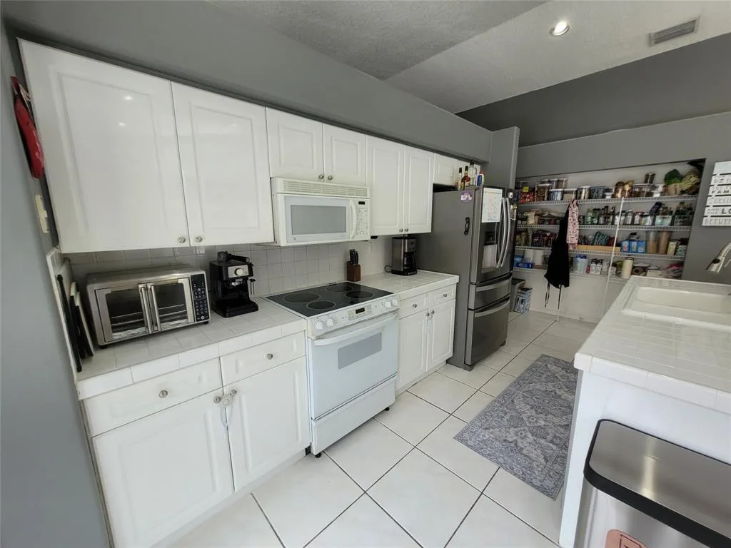 6416 BARTON CREEK Circle, Lake Worth, FL 33463 photo 3