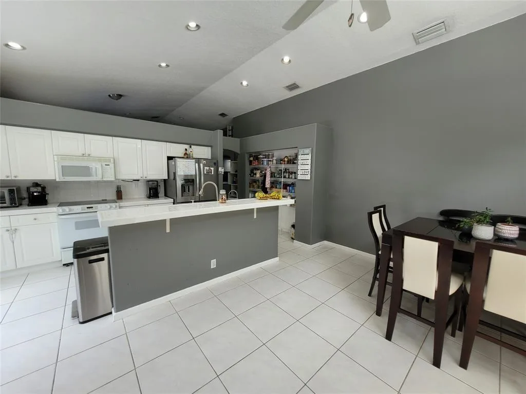 6416 BARTON CREEK Circle, Lake Worth, FL 33463 photo 4