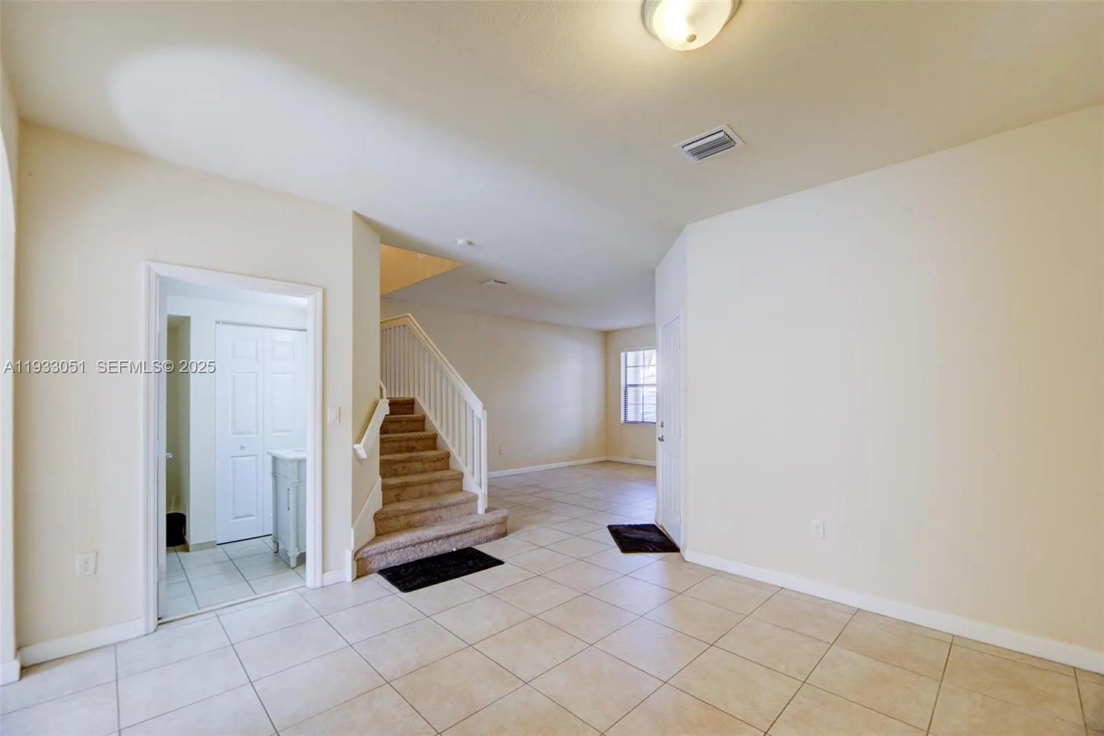 3316 W 91st Ter, Hialeah, FL 33018 photo 13