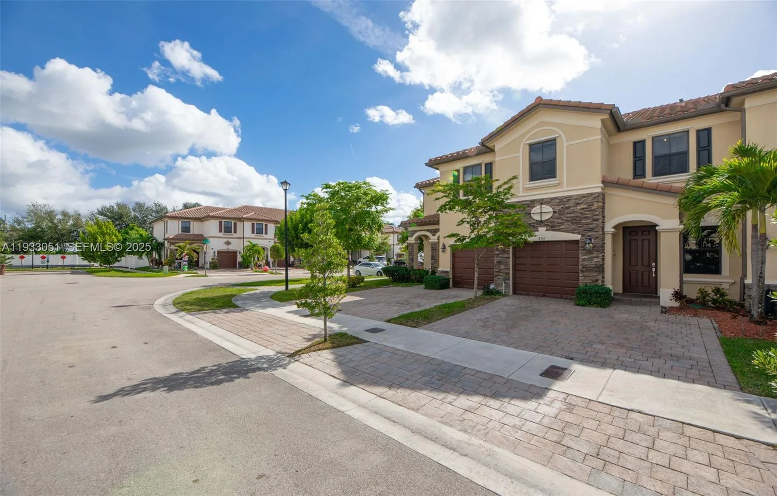 3316 W 91st Ter, Hialeah, FL 33018 photo 3