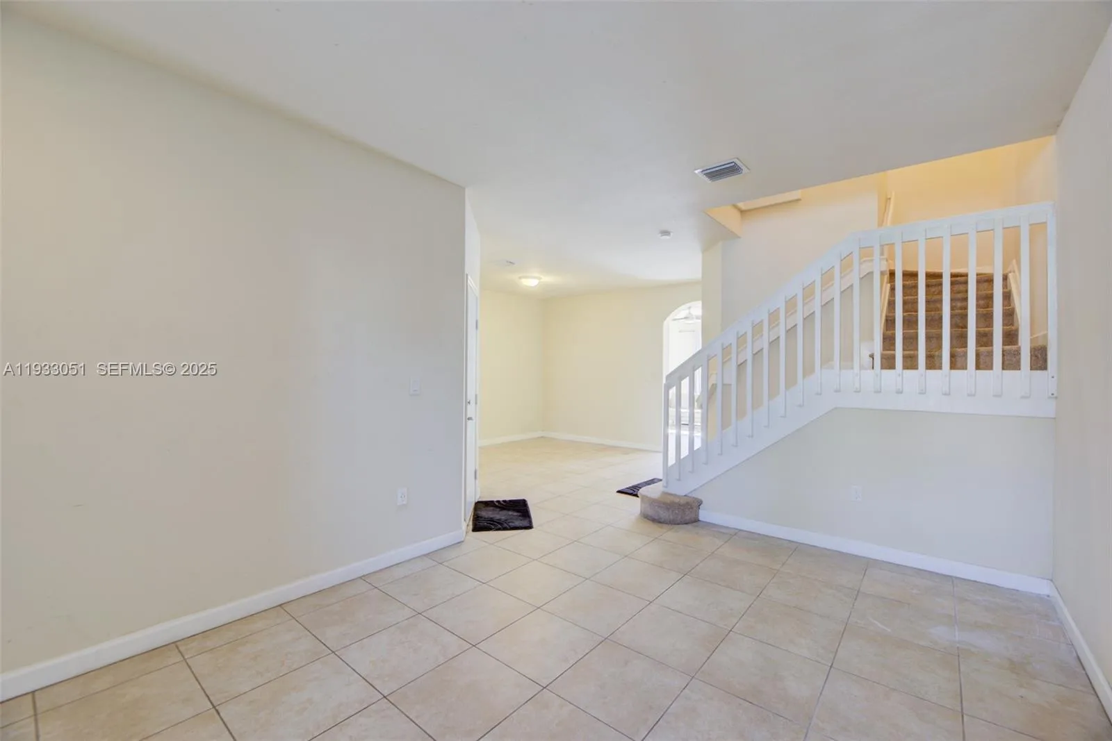 3316 W 91st Ter, Hialeah, FL 33018 photo 9