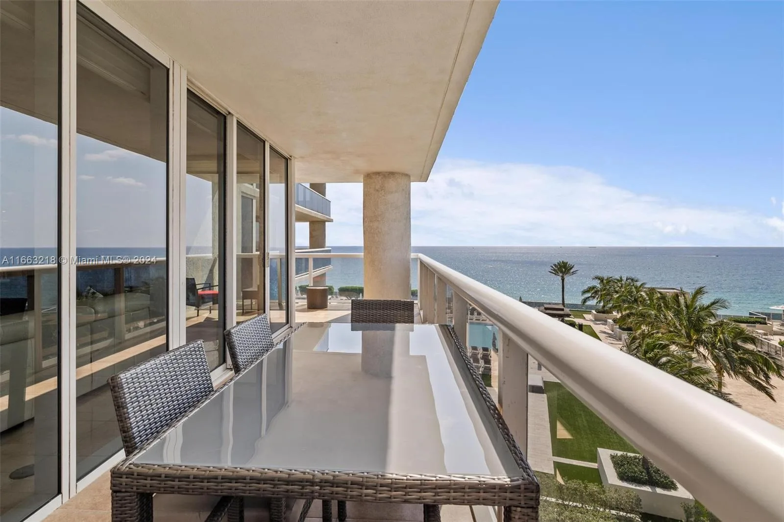 1800 S Ocean Dr # 1005, Hallandale Beach, FL 33009