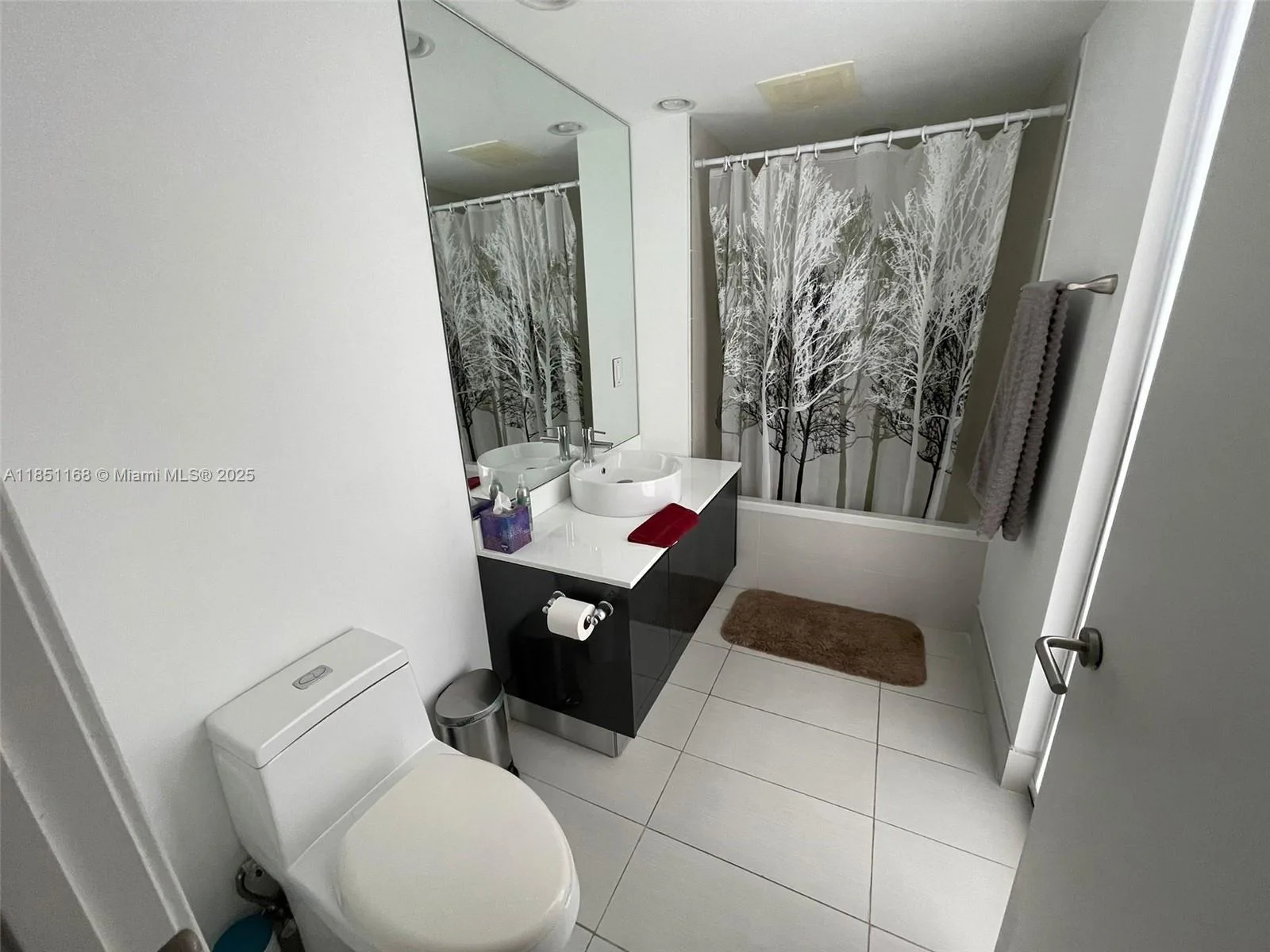 31 SE 6th St # 907, Miami, FL 33131 photo 13