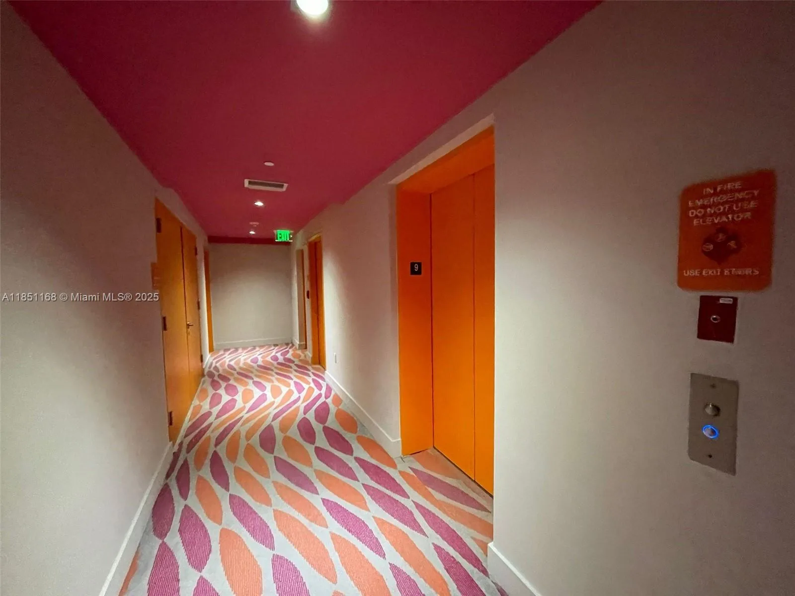 31 SE 6th St # 907, Miami, FL 33131 photo 2