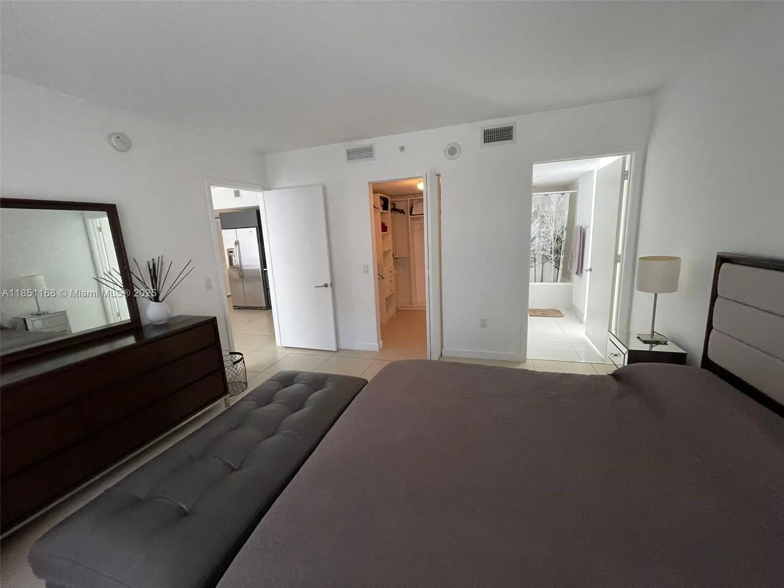 31 SE 6th St # 907, Miami, FL 33131 photo 6
