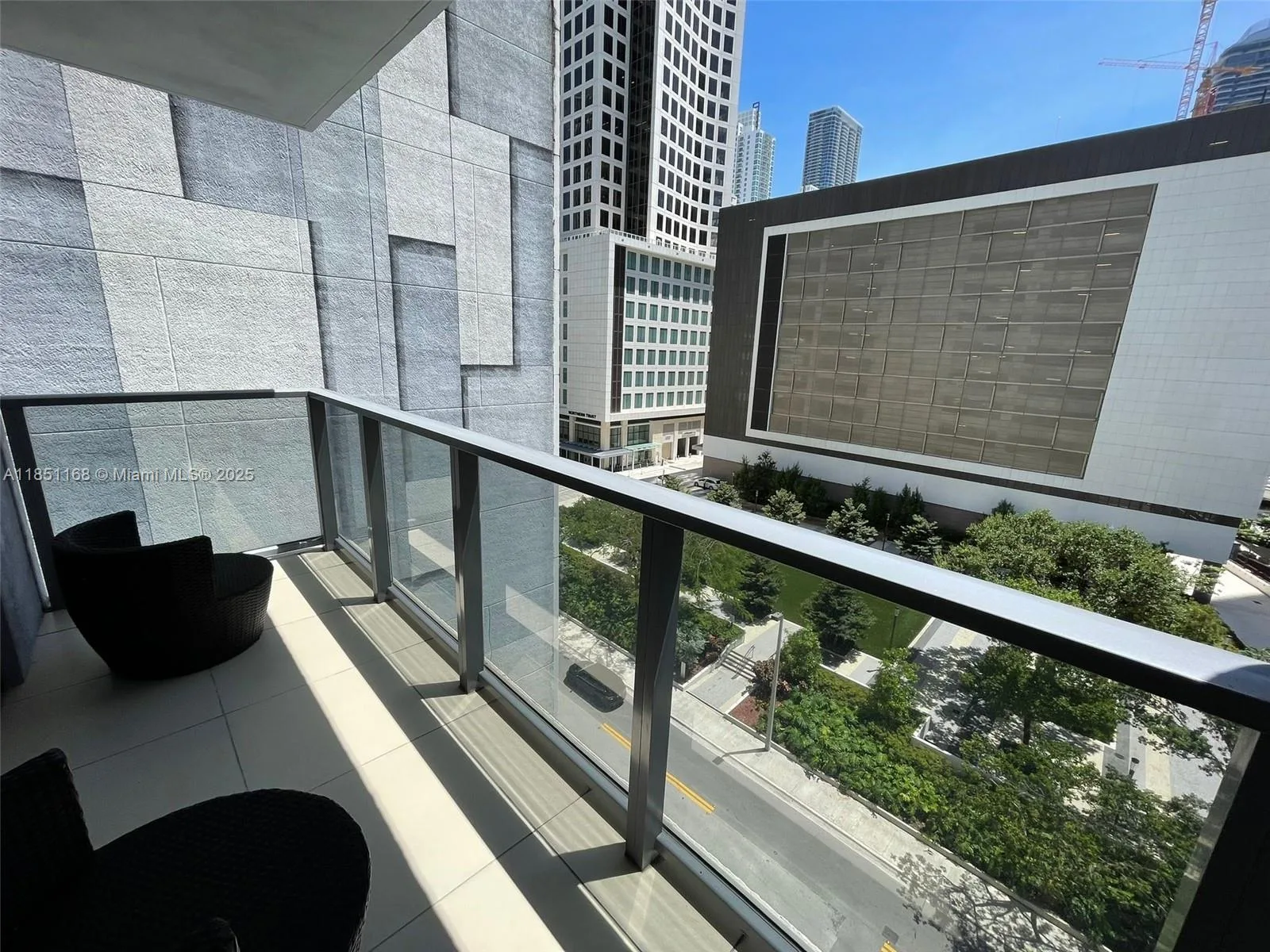 31 SE 6th St # 907, Miami, FL 33131 photo 7