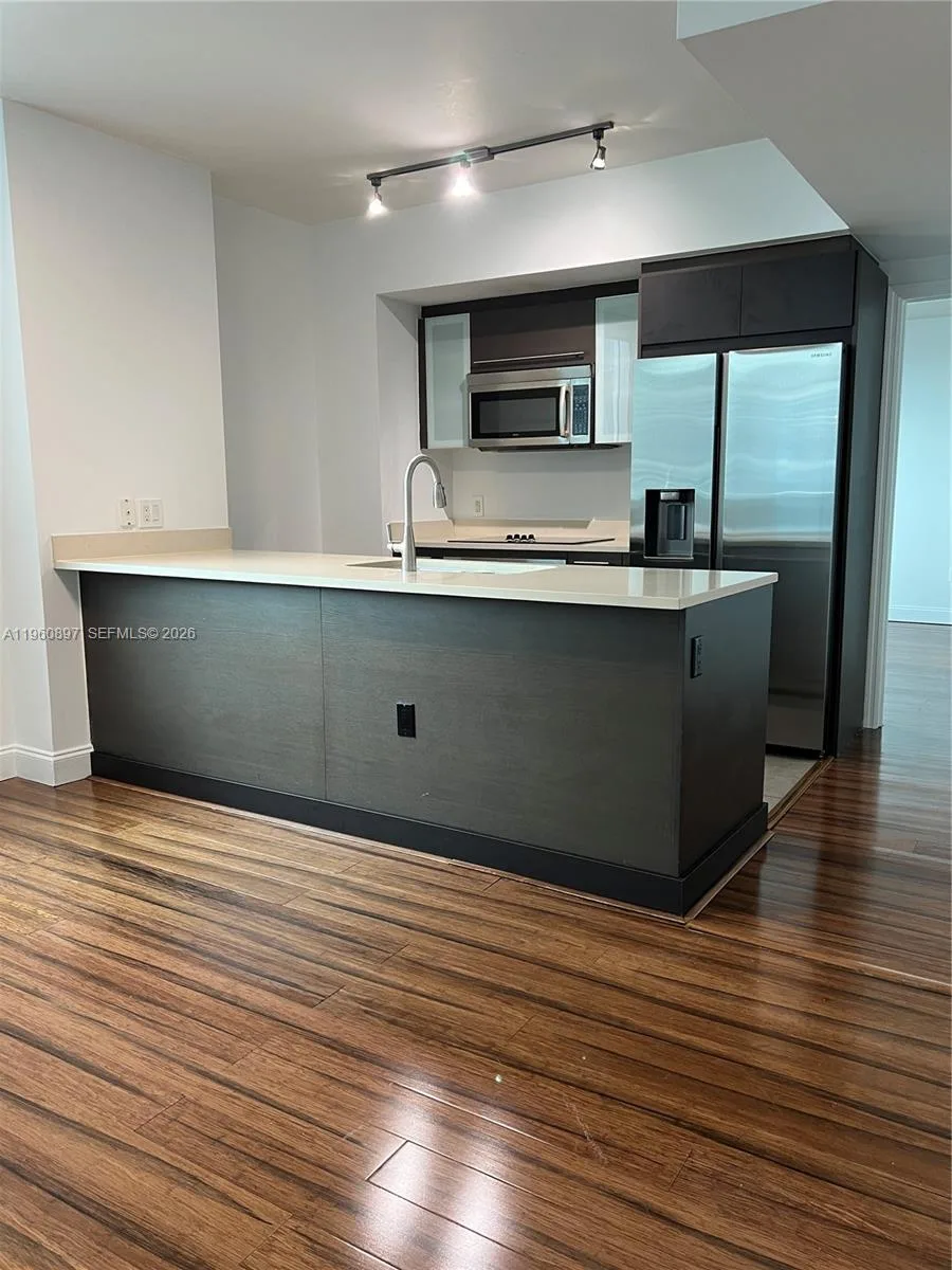 55 SE 6th St # 2307, Miami, FL 33131