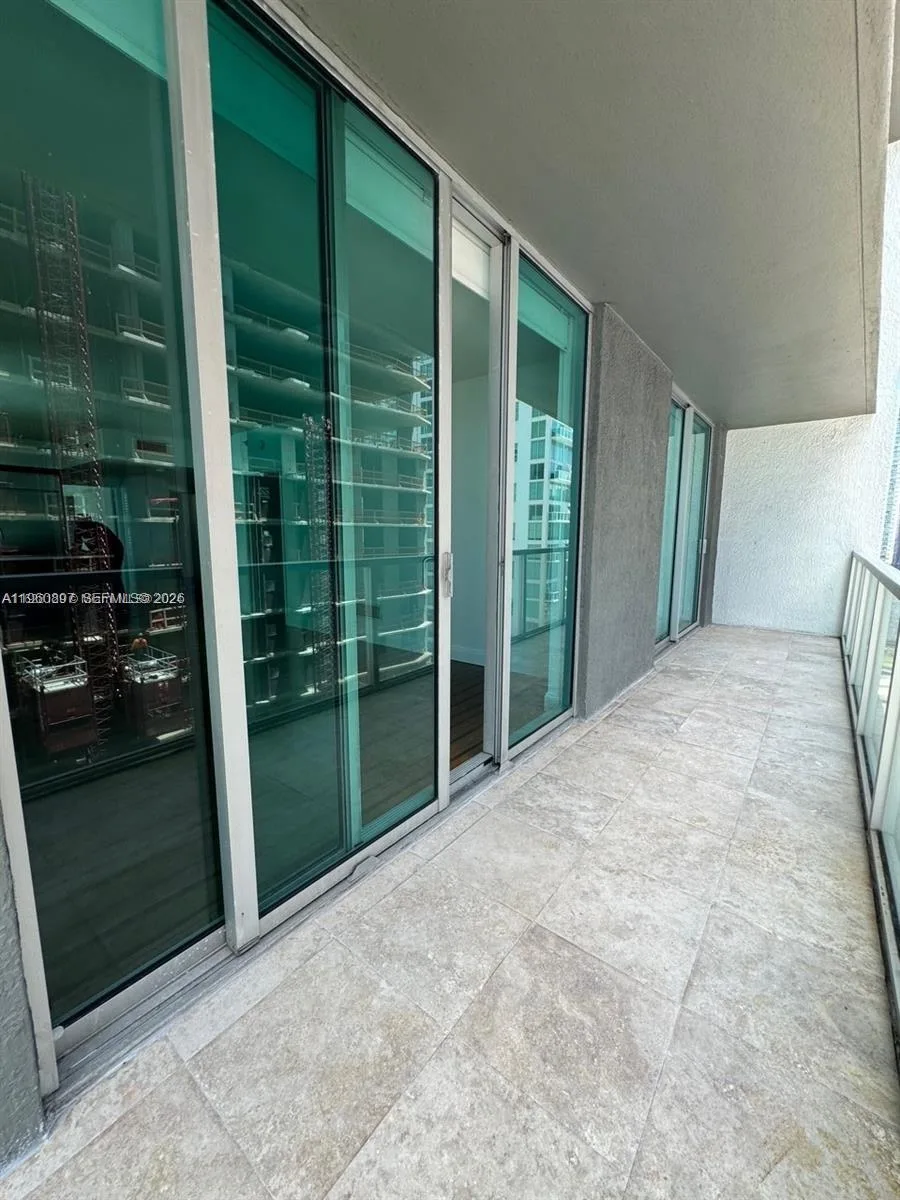 55 SE 6th St # 2307, Miami, FL 33131 photo 5