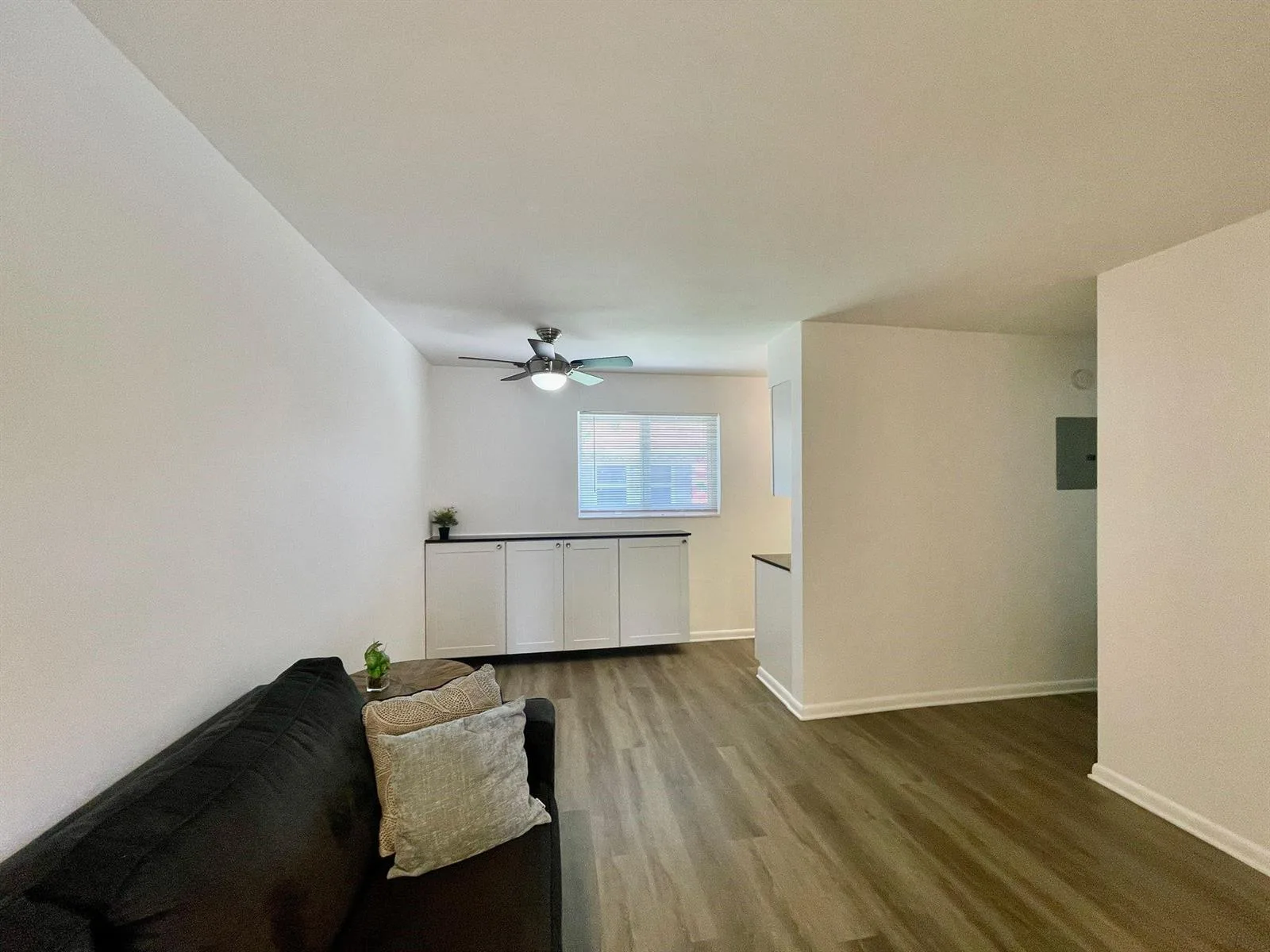 1704 NE 9th Street, Fort Lauderdale, FL 33304