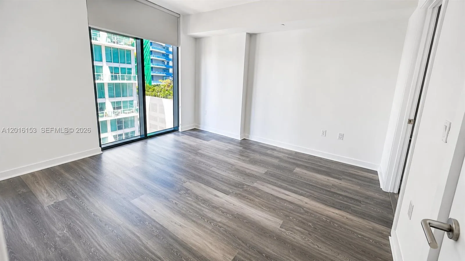 31 SE 6th St # 1904, Miami, FL 33131 photo 11