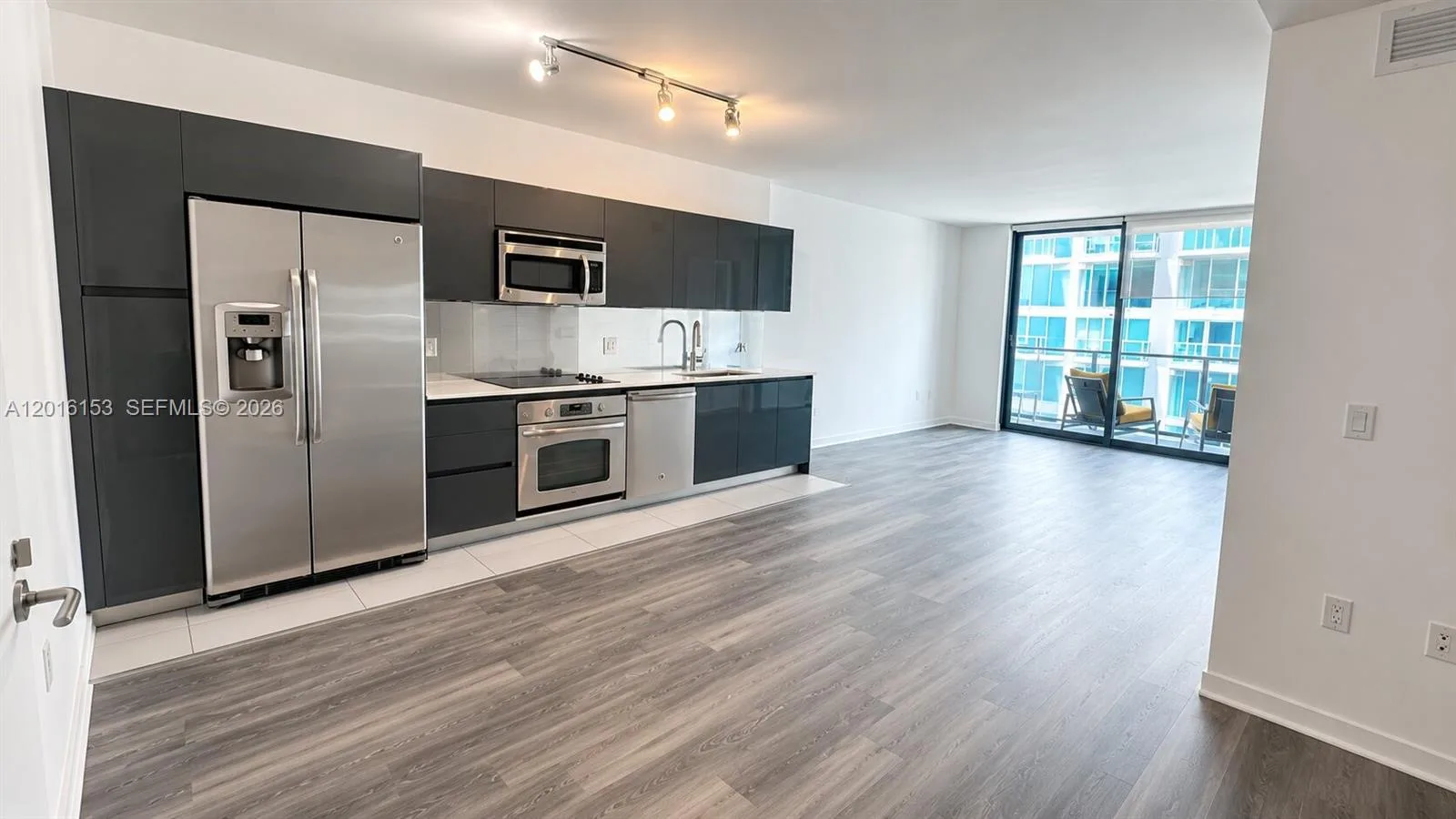 31 SE 6th St # 1904, Miami, FL 33131 photo 5