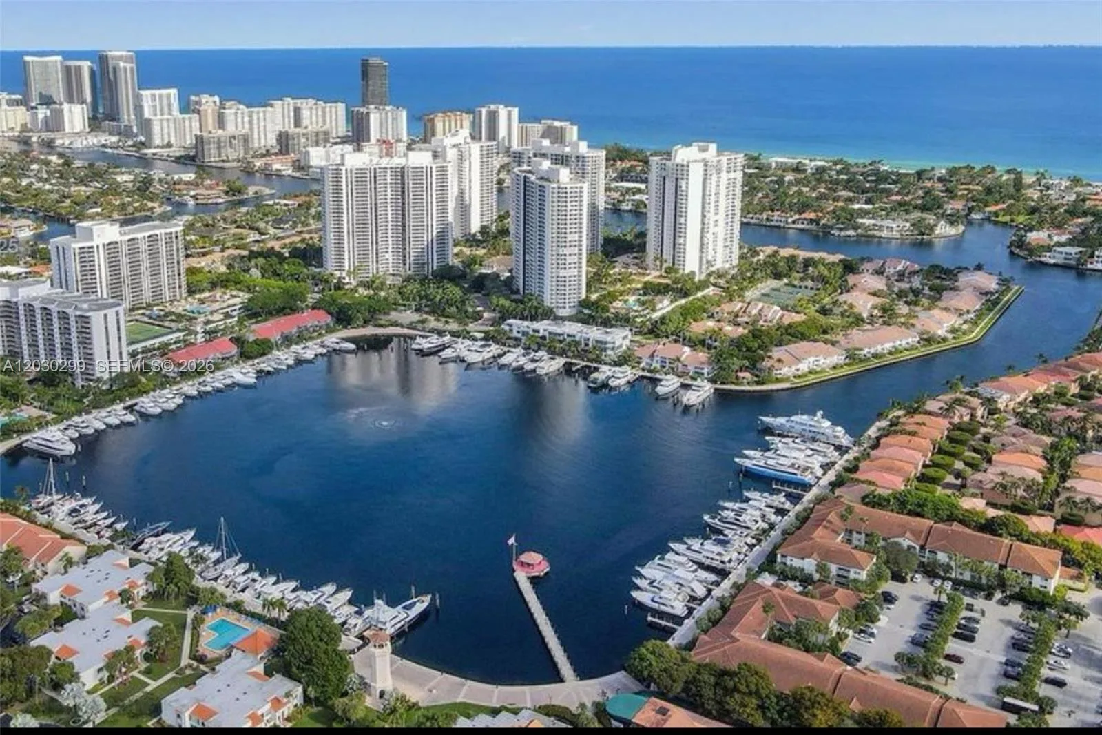 21050 Point Pl # 2601, Aventura, FL 33180