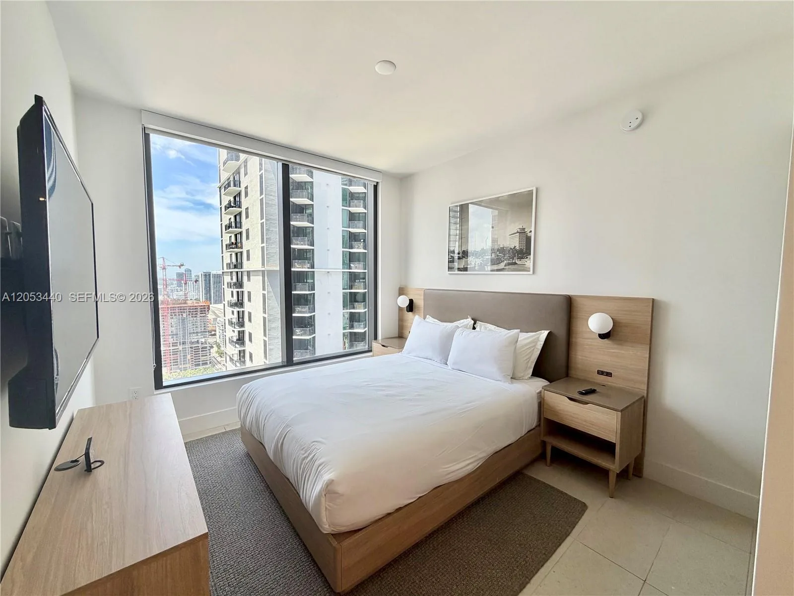 159 NE 6th St # 3215, Miami, FL 33132 photo 12