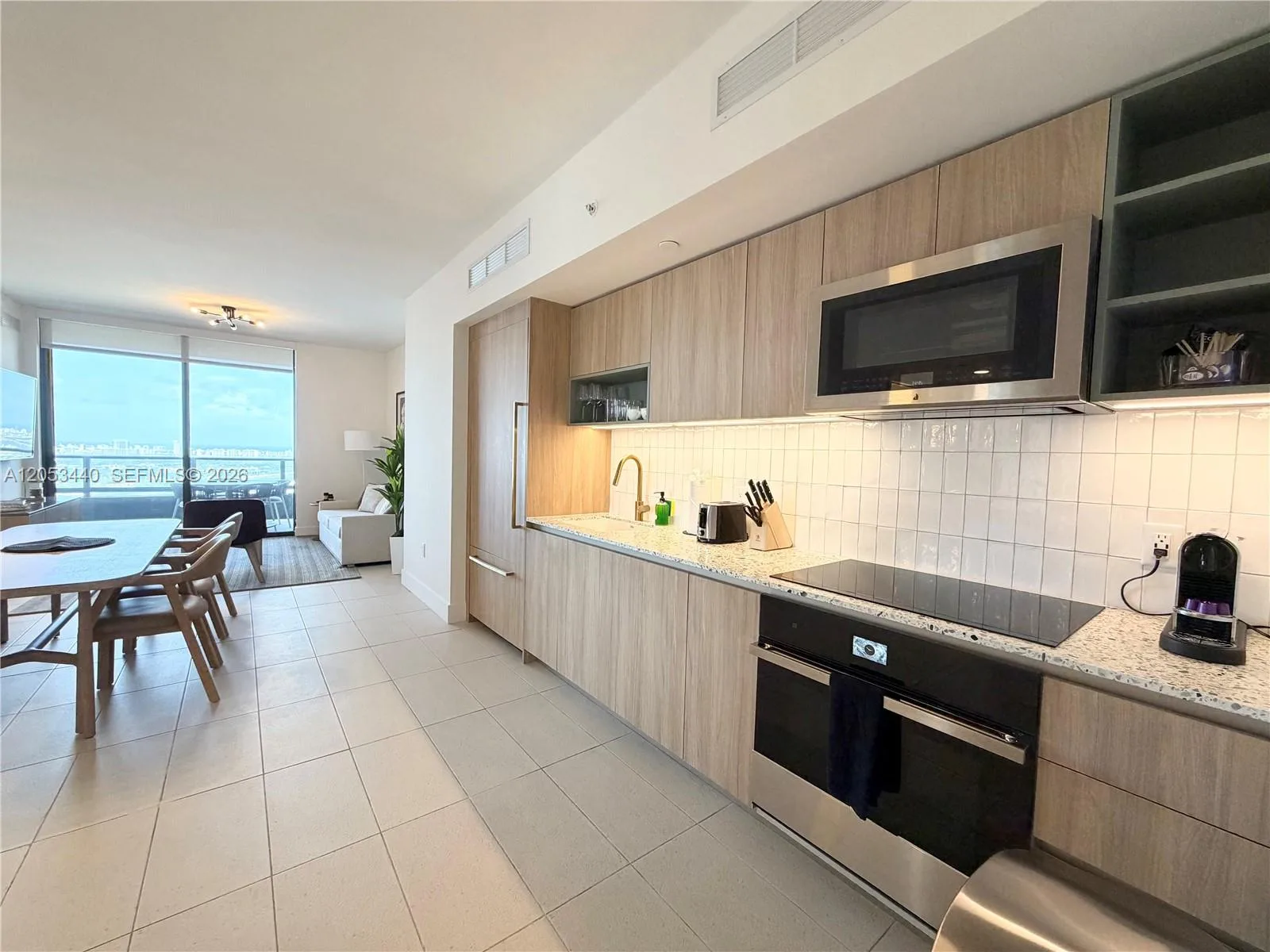 159 NE 6th St # 3215, Miami, FL 33132 photo 2