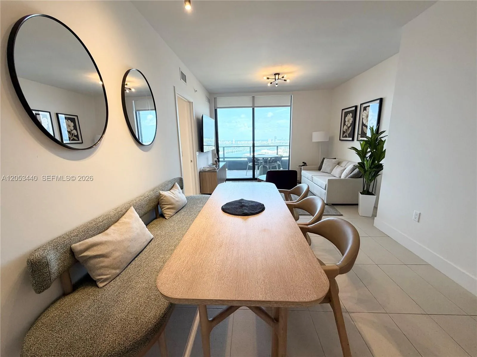 159 NE 6th St # 3215, Miami, FL 33132 photo 4