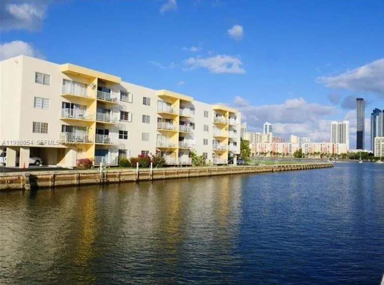 3944 NE 167th St # 106, North Miami Beach, FL 33160