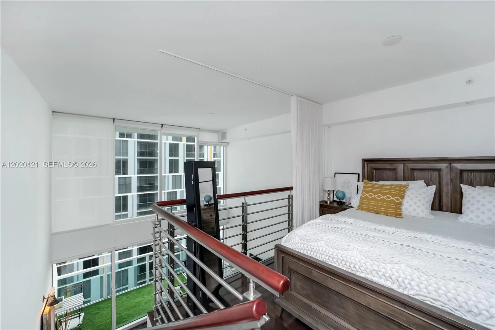 41 SE 5th St # 704, Miami, FL 33131 photo 13