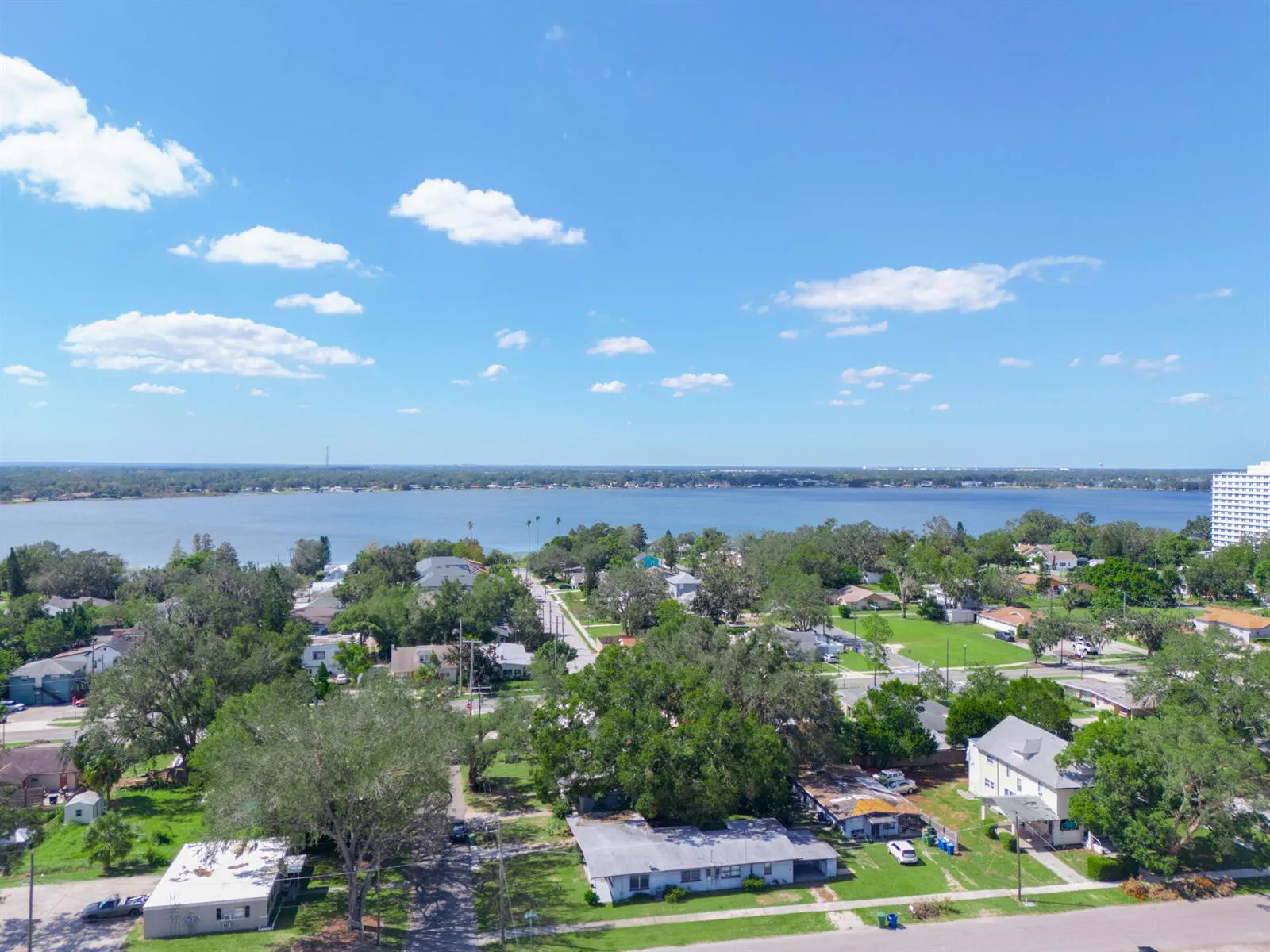 657 Ave C SW, Winter Haven, FL 33880