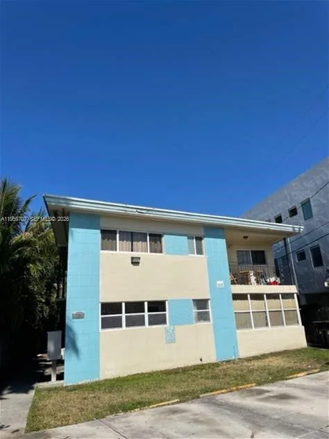 2121 Biarritz Dr # 5, Miami Beach, FL 33141 photo 9