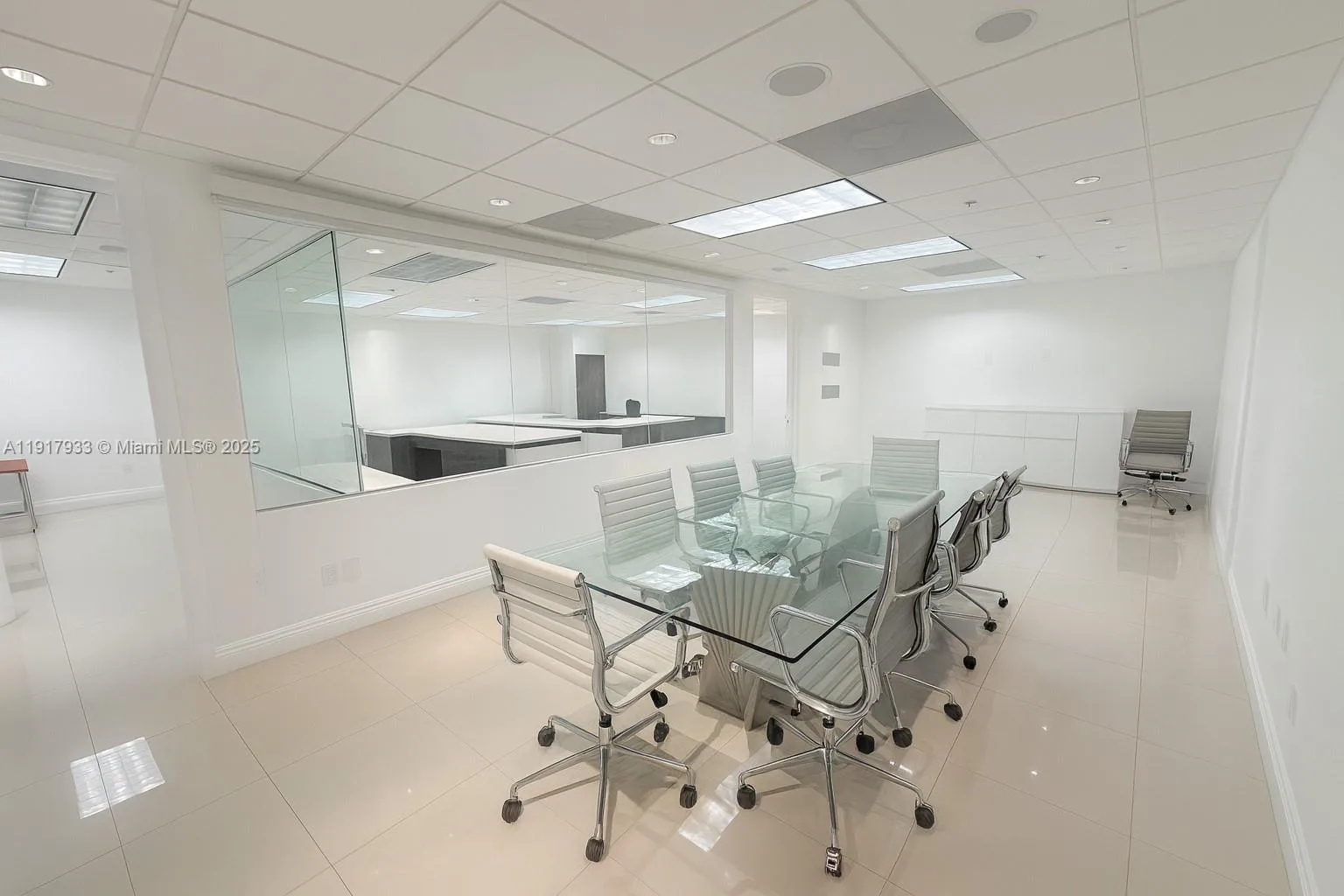 1000 5th St # 304, Miami Beach, FL 33139 photo 5