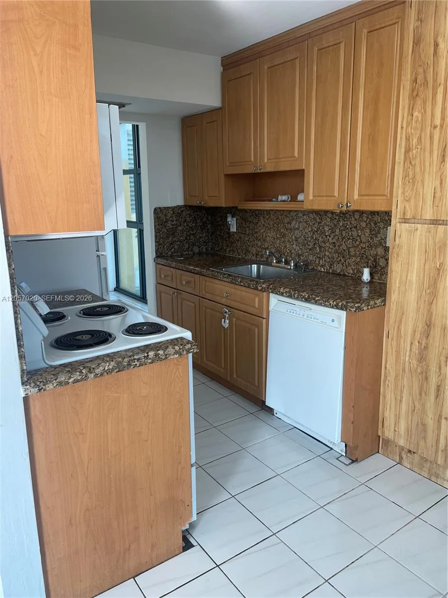 11780 SW 18th St # 510-2, Miami, FL 33175 photo 5