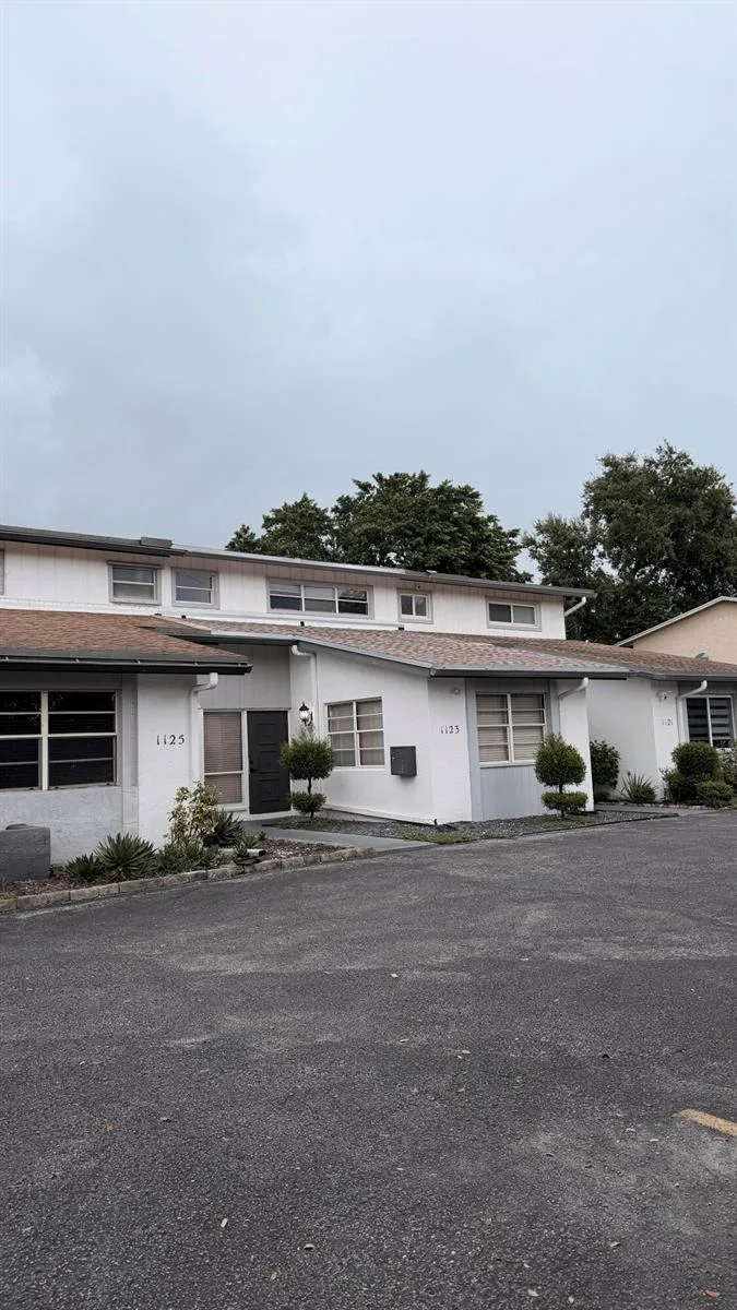 1123 W PROSPECT Road, Fort Lauderdale, FL 33309