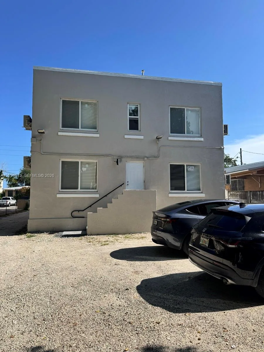 1631 NW 3 St # 5, Miami, FL 33125 photo 11