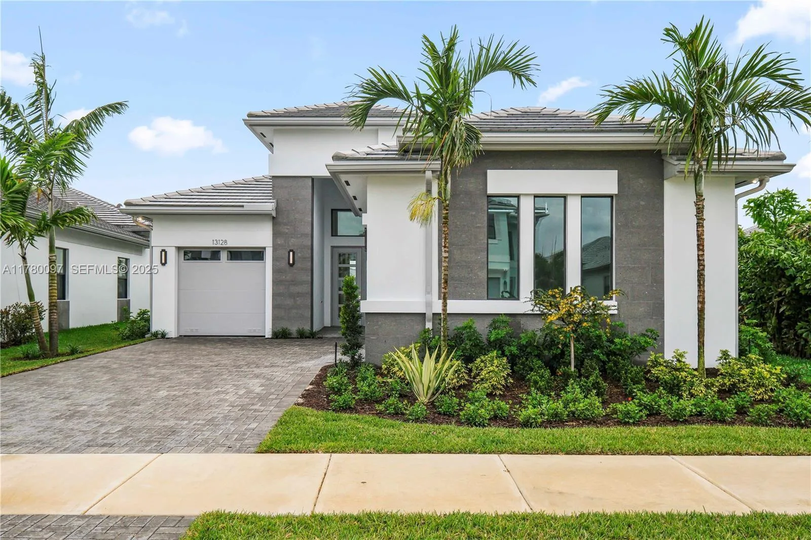 13128 Feathering Way, Palm Beach Gardens, FL 33412