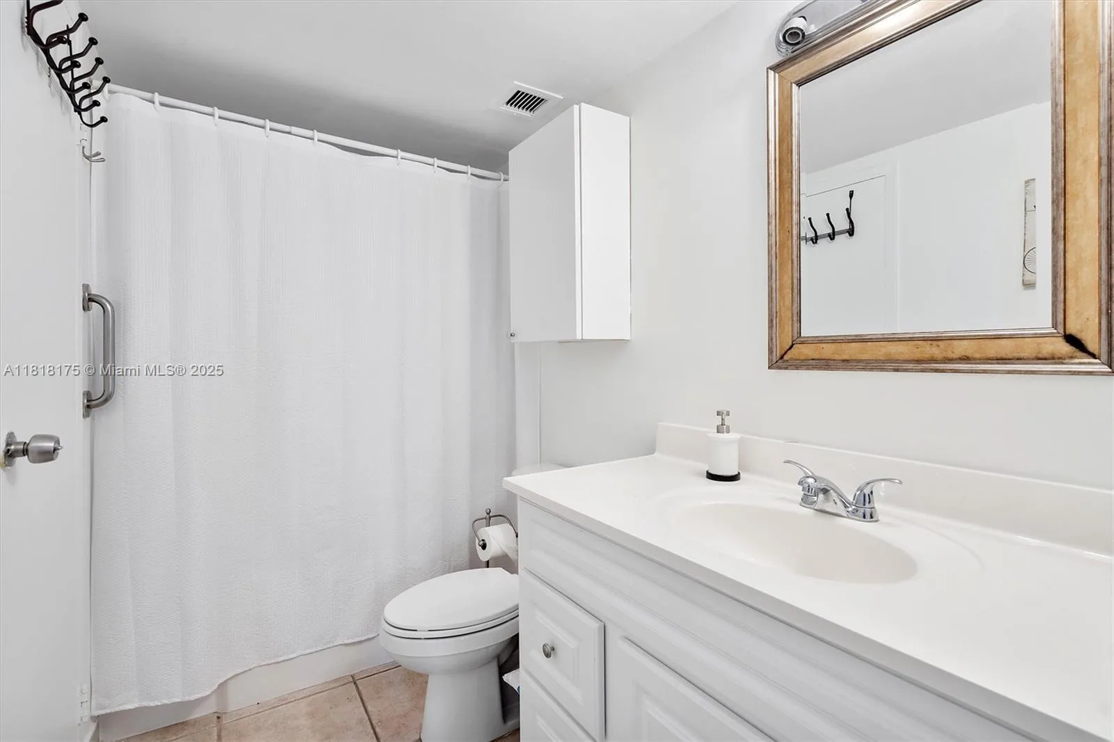 13499 Biscayne Blvd # 406, North Miami, FL 33181 photo 8