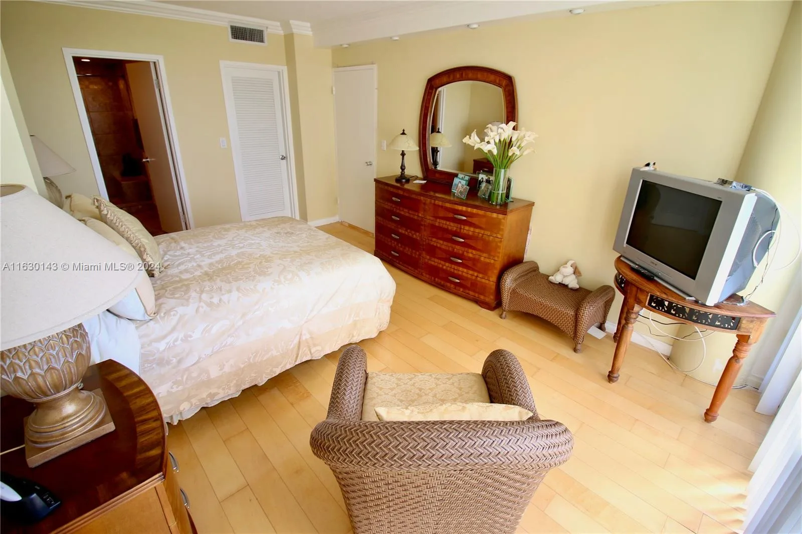 900 Bay Dr # 319, Miami Beach, FL 33141 photo 9