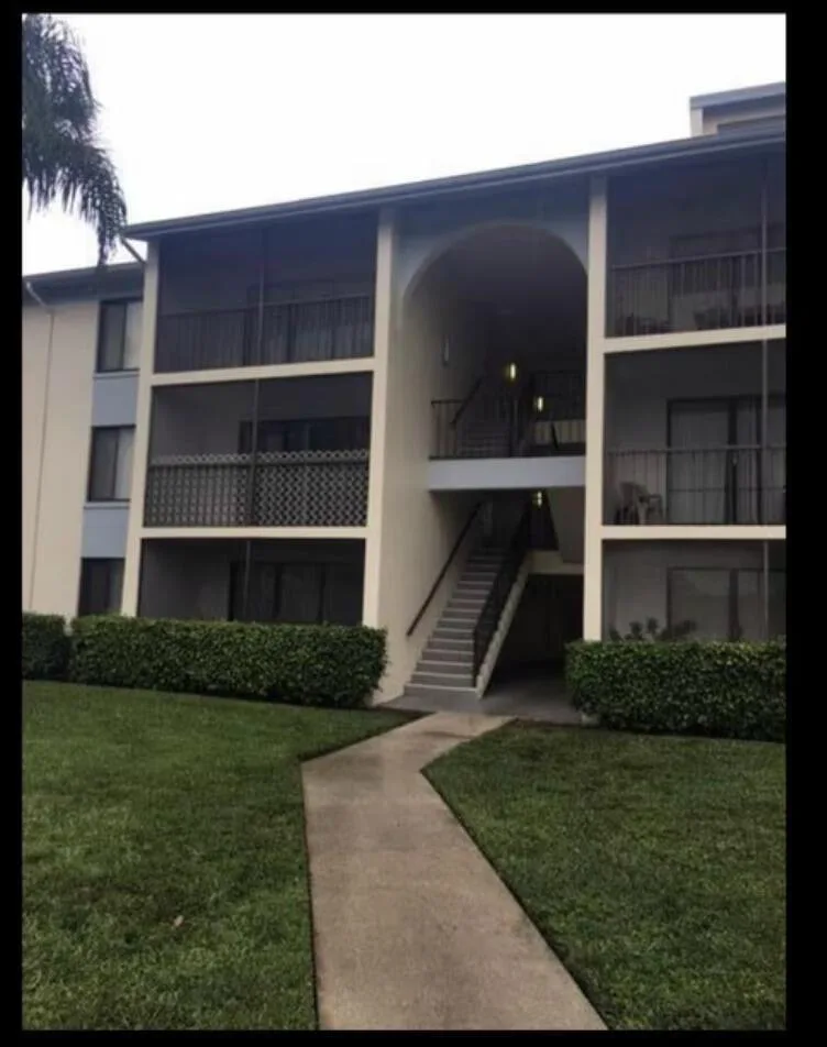 1105 Green Pine Boulevard # C1, West Palm Beach, FL 33409