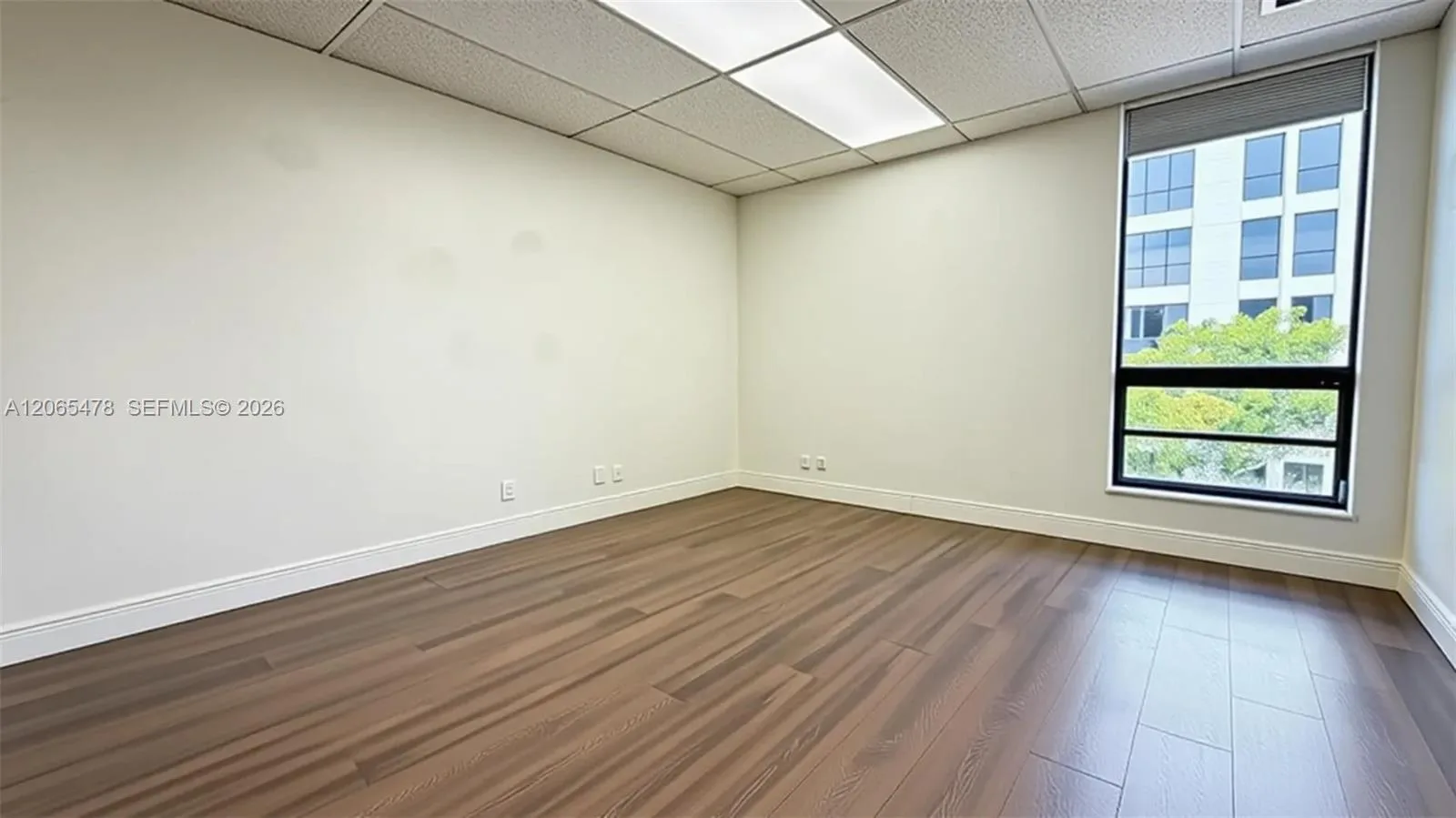 2500 Hollywood Blvd # 302, Hollywood, FL 33020 photo 2