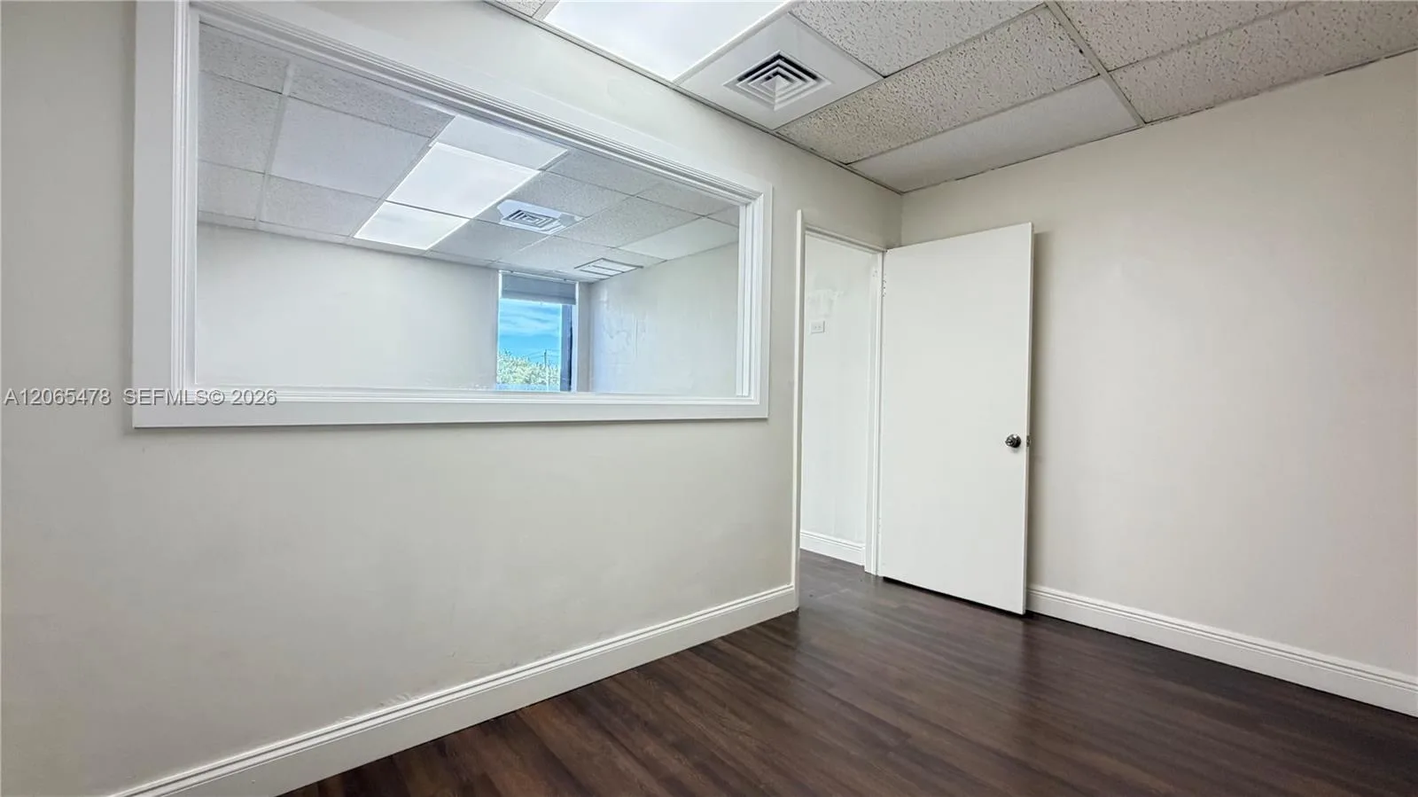 2500 Hollywood Blvd # 302, Hollywood, FL 33020 photo 3