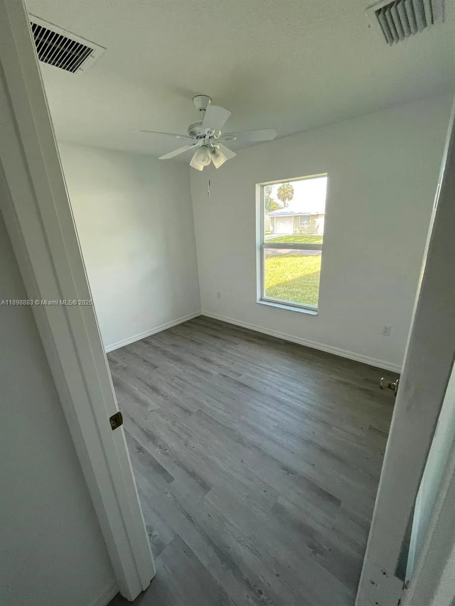 5218 SE 43 St, Okeechobee, FL 34974 photo 9