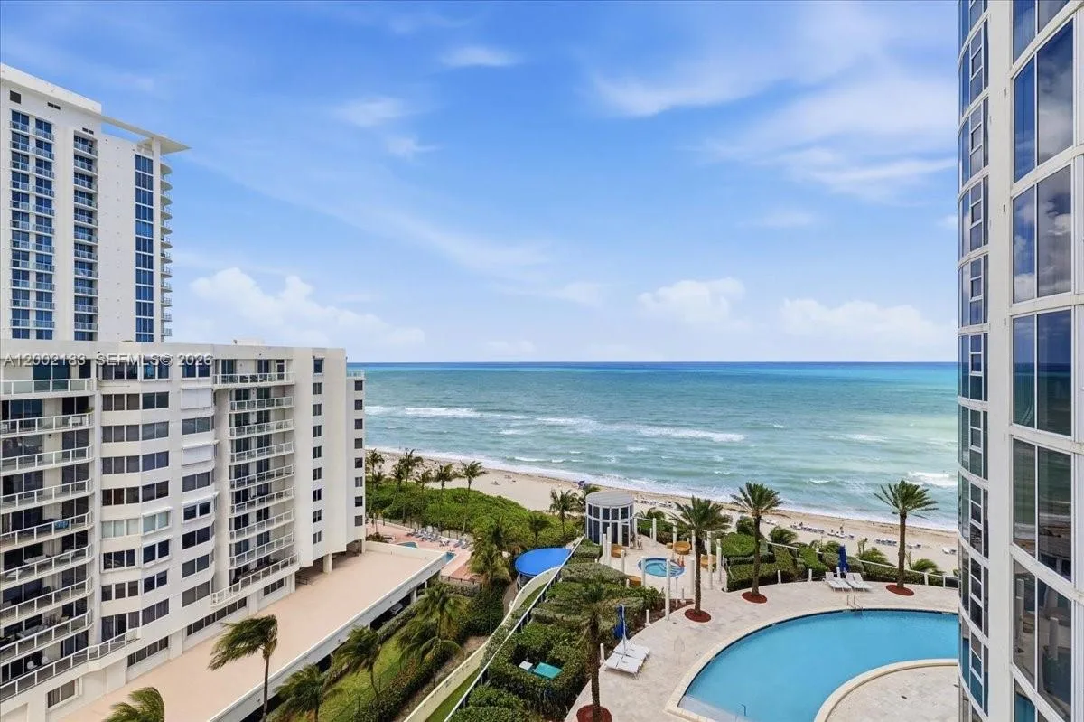 17201 Collins Ave # 1107, Sunny Isles Beach, FL 33160 photo 2