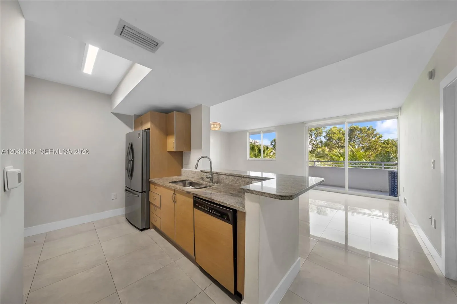 2775 NE 187th St # 318, Aventura, FL 33180 photo 3