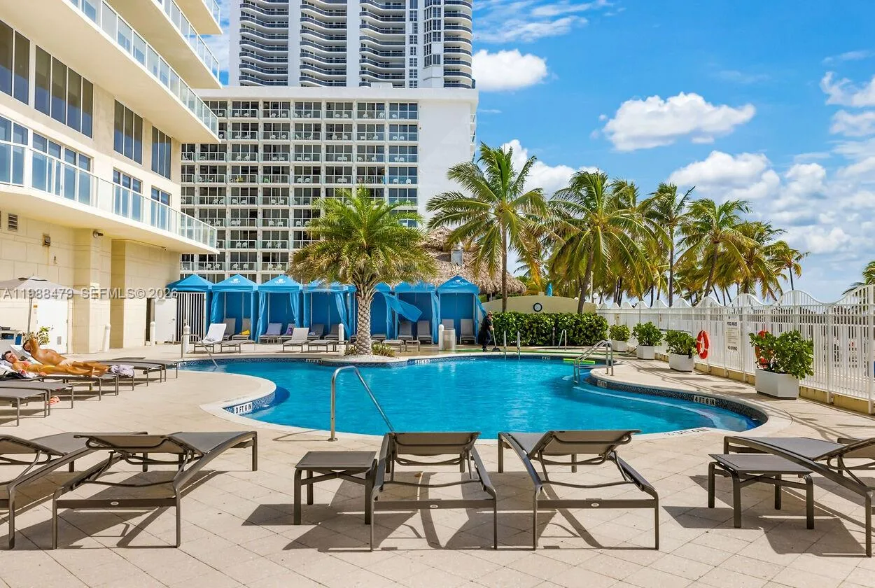 16699 Collins Ave # 2007, Sunny Isles Beach, FL 33160