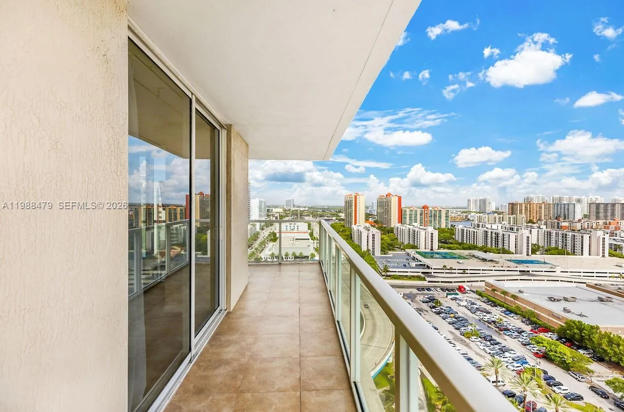 16699 Collins Ave # 2007, Sunny Isles Beach, FL 33160 photo 11