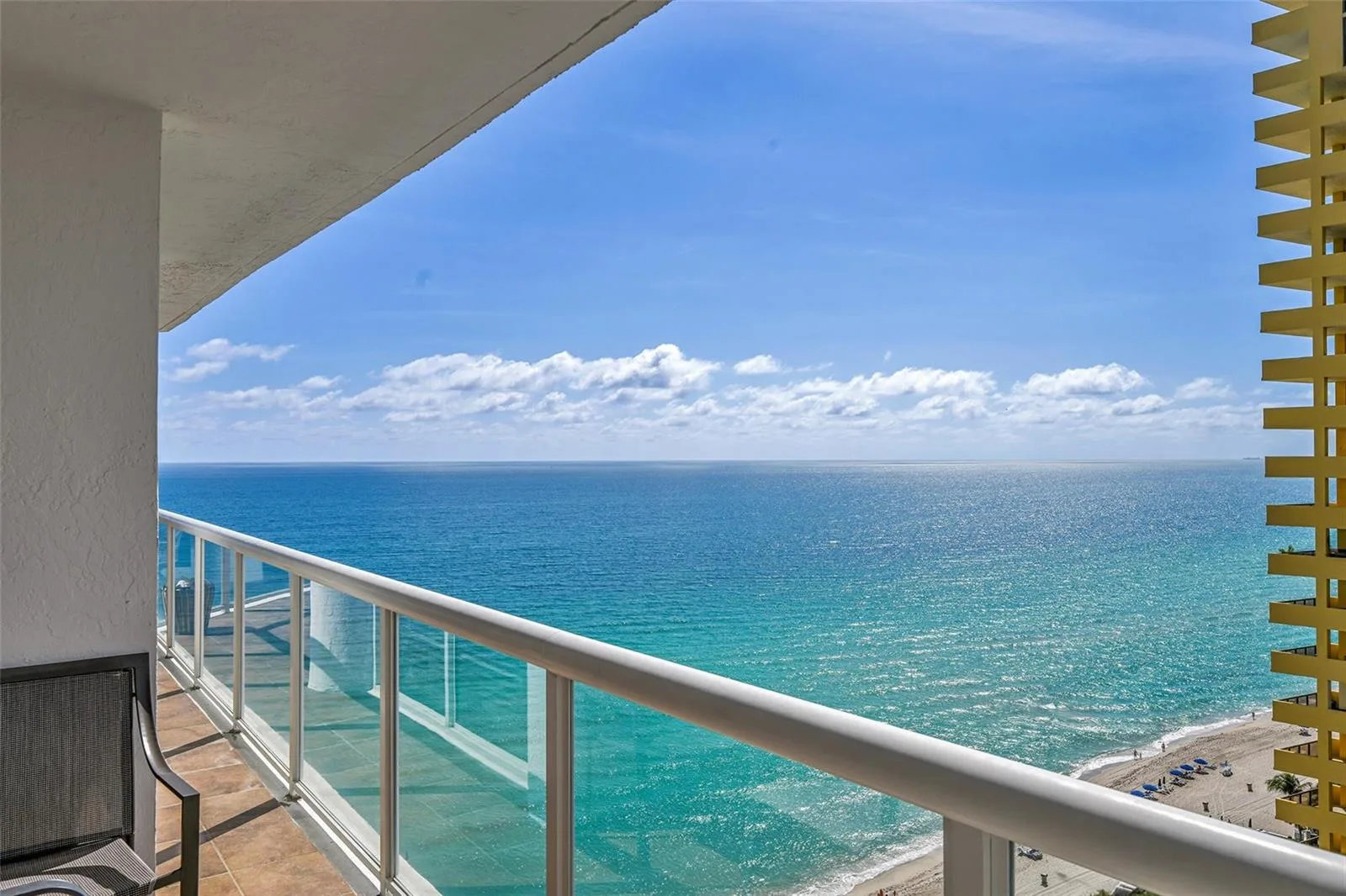 16425 Collins Avenue # 2011, Sunny Isles Beach, FL 33160 photo 2