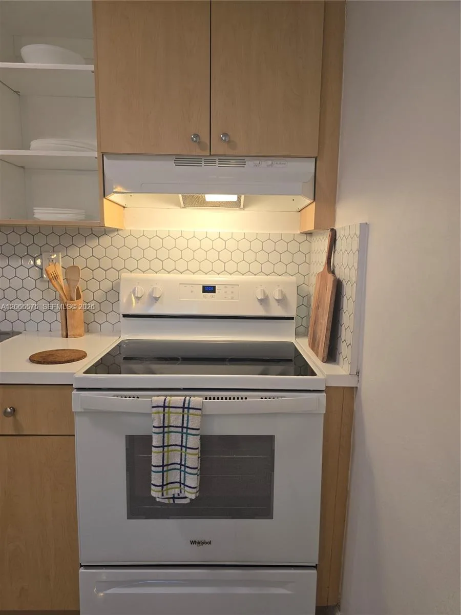 651 SW 3rd St # 3, Miami, FL 33130 photo 3