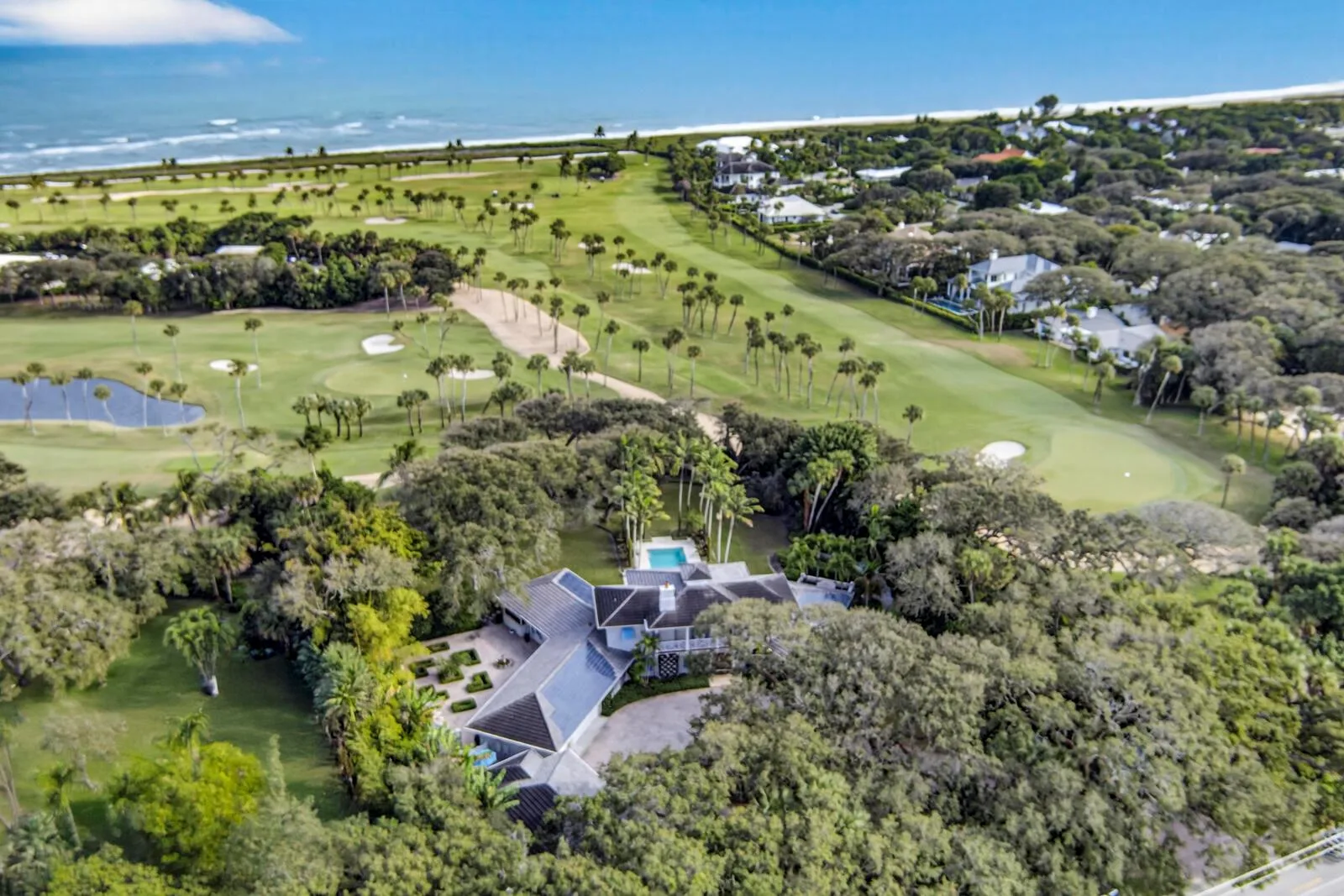 2010 Club Drive, Vero Beach, FL 32963