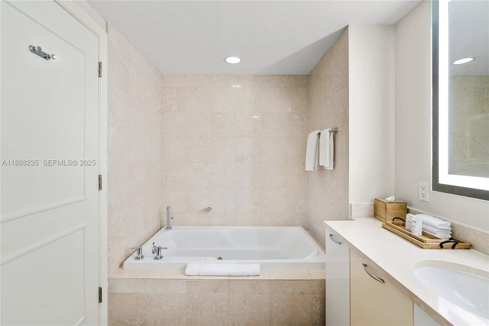 505 N Fort Lauderdale Beach Blvd # 1215, Fort Lauderdale, FL 33304 photo 13