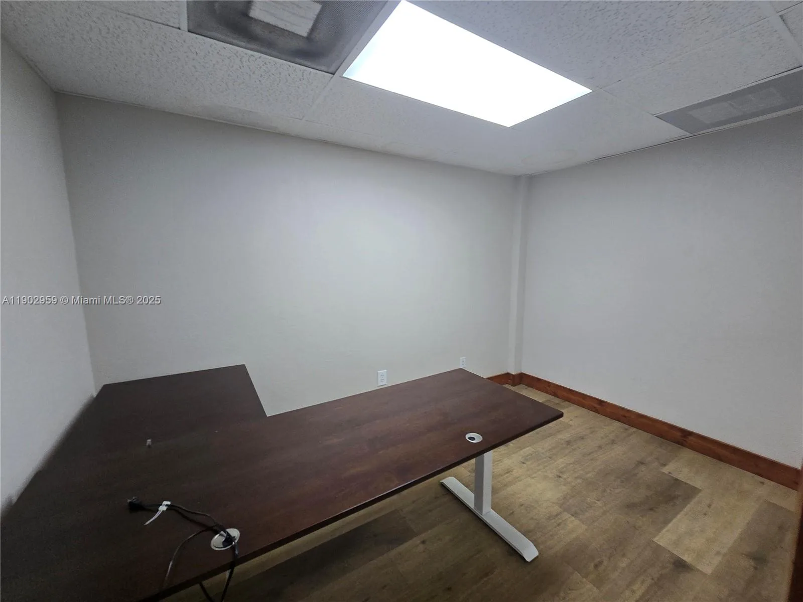 3580 NW 32nd St, Miami, FL 33142
