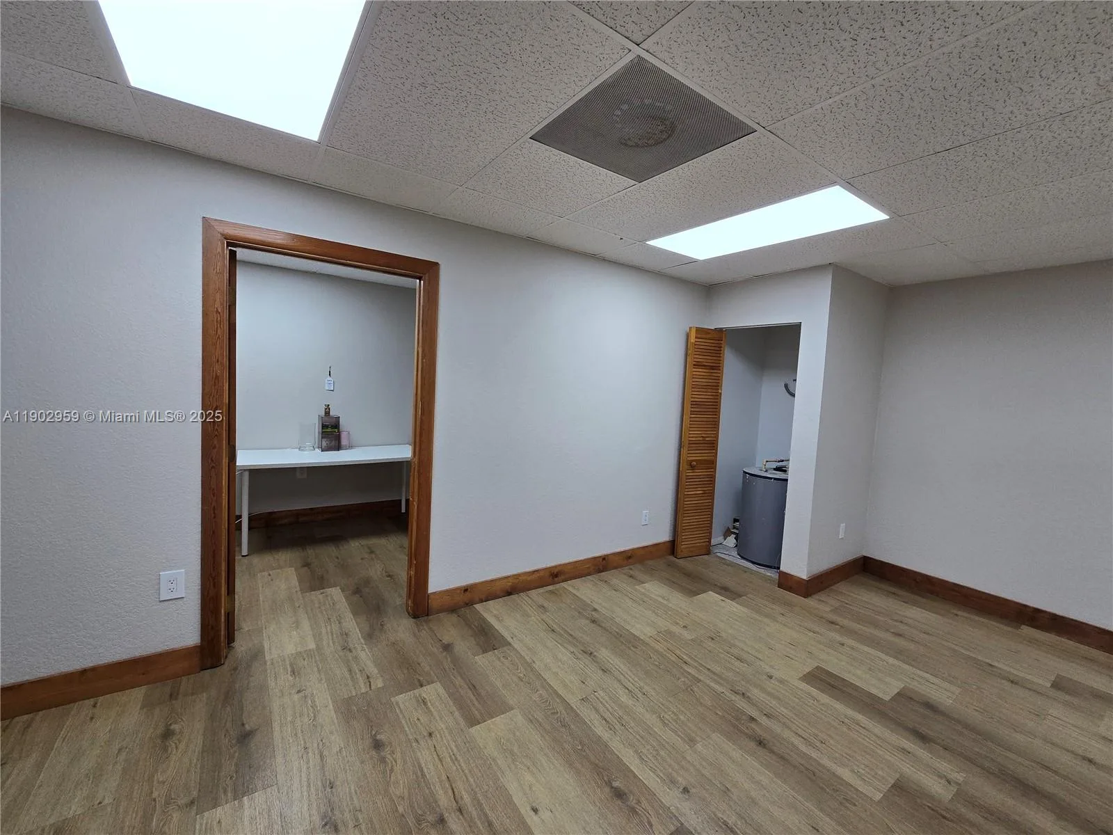 3580 NW 32nd St, Miami, FL 33142 photo 3