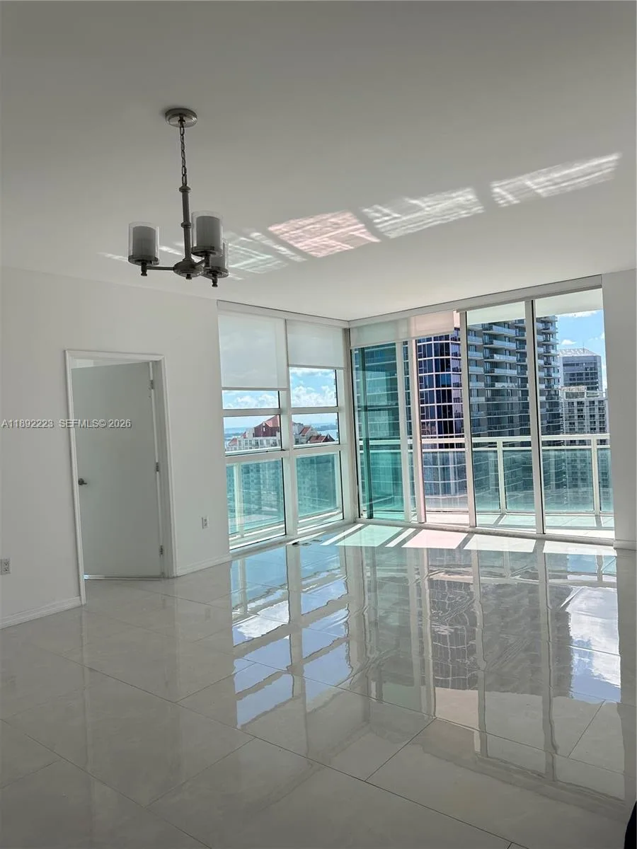 951 Brickell Ave # 3810, Miami, FL 33131 photo 8