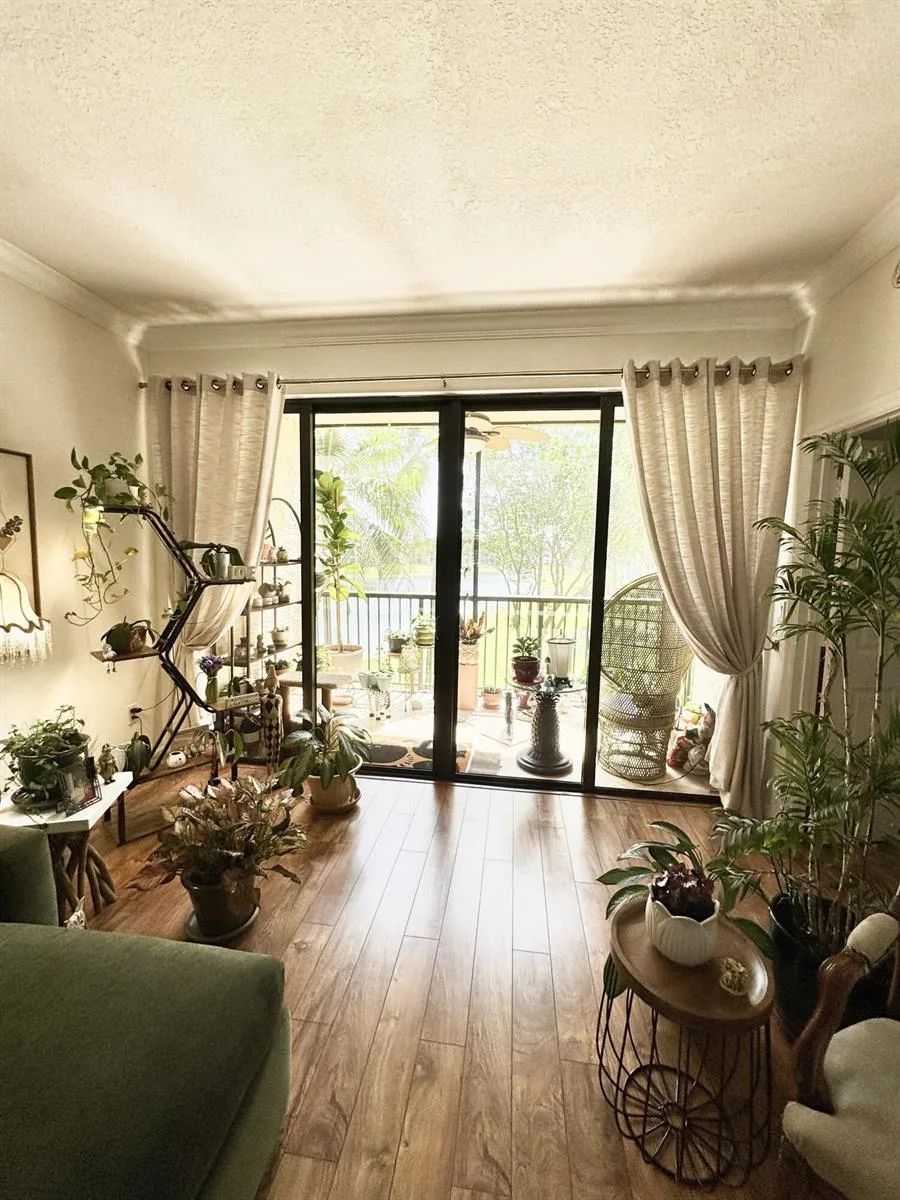 6720 Coral Lake Drive # 6720, Margate, FL 33063